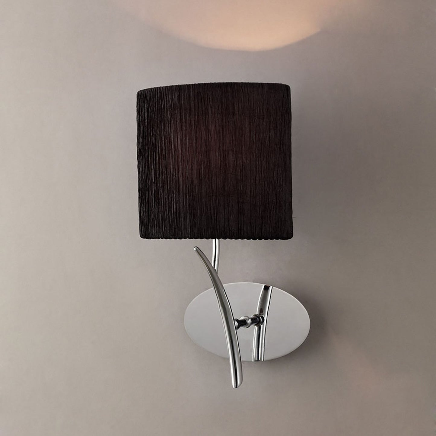 Eva Wall Lamp